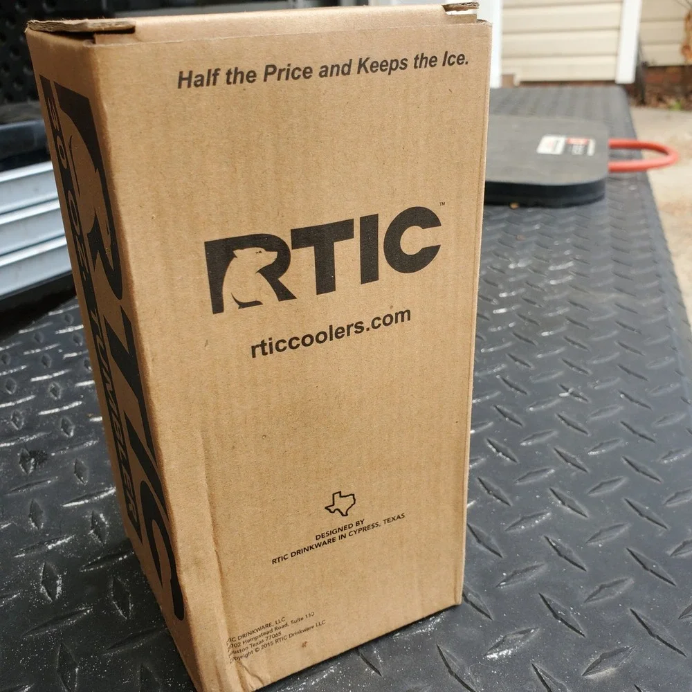 RTIC 30 oz Tumbler Stainless Steel Double‎ Wall Vacuum Insulated Travel Mug NEW